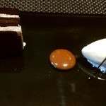 レストラン ラ・フロレゾン・ドゥ・タケウチ - 特製デザート　