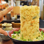 魚河岸 丸天 - 海鮮かき揚げ丼（あら汁付）￥1,100（税抜）