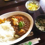 かまくら ふれんず - ゴロゴロ野菜のひき肉カレー