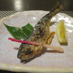 奥津荘 - 焼物　鏡野産ヒラメ（アマゴ）塩焼き