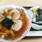 あじまさ食堂 - あじまさ食堂＠白銀（八戸）　ラーメン+おにぎり
