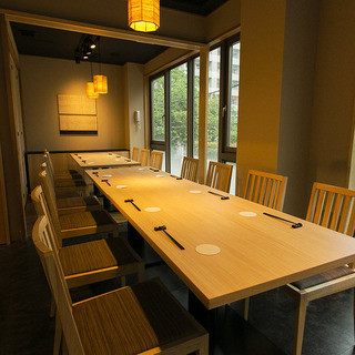 テーブル個室【14名様×1部屋】.6名様以上のご予約はお電話下さいませ。