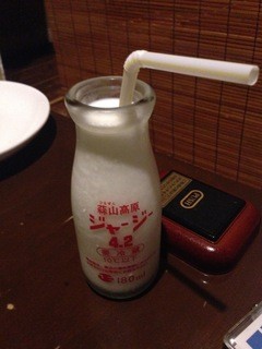 Subarashikikanajinsei - すばじん名物 懐かしの給食セット　蒜山牛乳 