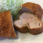 蓬莱屋 - 断面。