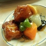 東華菜館 - お肉美味しい・・