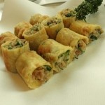 東華菜館 - 春巻き