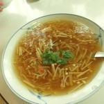 東華菜館 - フカヒレスープ