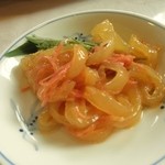 東華菜館 - 肉厚のクラゲ・・