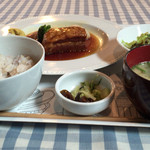 ココスプーン - 豚角煮定食 ¥930