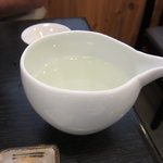 松翁 - 片口ででる日本酒（神亀）