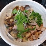 らぁめんこはく - 貝がいっぱい入った油そば