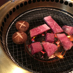 焼肉ダイニング 牛源 - 焼き焼き