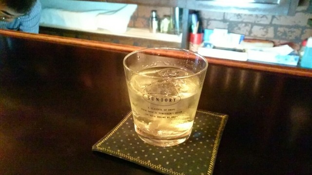 スタンドバー司（スタンドバーツカサ） - 横手（バー）の写真