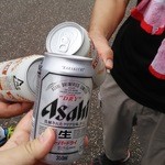 Komazawa Orimpikku Kouen - 缶ビールで乾杯！
