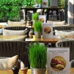 Ad Lib - 翌朝のテラス席