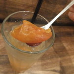 日々cafe - あんずソーダ550円