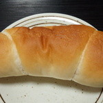 ベーカリープチ - 料理写真:塩バターパン(119円)