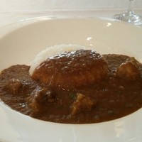 ヴェル・ボワ - ご飯にカレーたっぷり掛けます。