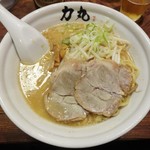 ラーメン 力丸 - 力丸味噌ラーメン 700円 + 大盛 100円 ＝ 800円（税別）。