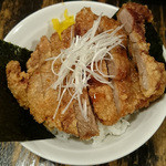 らーめん くじら軒 - くじら丼