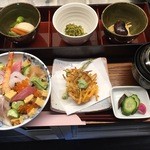 新鮮魚生魚片壽司