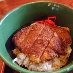 一寸亭 本店 - ミニソースカツ丼はカレー風味でいい香り