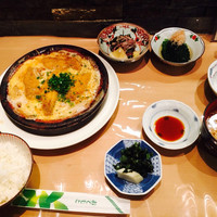 新宿割烹 中嶋 - ほうれん草のおひたしと刺身ハーフ追加