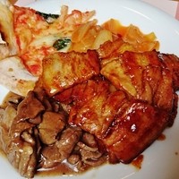 Cozy - 『豚バラ肉の蒲焼仕立て』『アスパラガスと牛肉の黒胡椒炒め』『マルゲリータ』～♪(^o^)丿