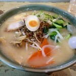 洞良倶 - 濃厚白味噌ラーメン