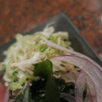 焼肉うしごろ - 自家製ローストビーフ・ハツの炙りたたき・白センマイ刺し　ズームアップ