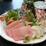 Sushi Kaiseki Kaduma - お刺身盛り合わせ