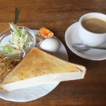 シルビア - ブレンドコーヒー380円とトーストセット