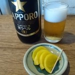 焼き鳥さらや - たくあんとビール