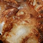 パリンパリンの羽が付いた餃子