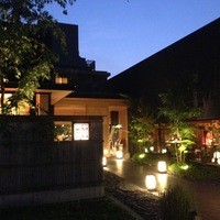 賛否両論 名古屋 - 外観