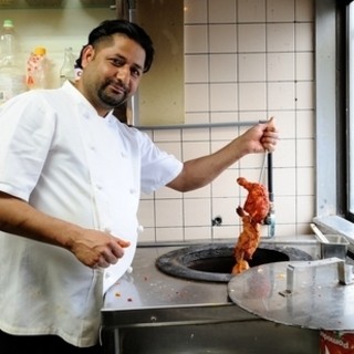 インド料理専門に腕を磨いてきたシェフ