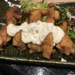 日本橋焼餃子 極 - チキン南蛮。肉厚で美味しいです。
