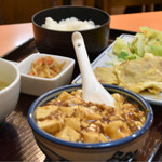 東天閣 - 麻婆豆腐定食