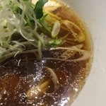 牡蠣・貝料理居酒屋 貝しぐれ - 特製貝出汁あさりラーメン（醤油）