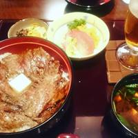 赤坂 津つ井 総本店 - 2016/5　ビフテキ丼大盛り￥２６００（税別）