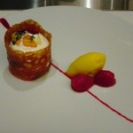 シャンペトル - フロマージュブランのムース＆シャーベット＆苺のコンポート