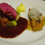 シャンペトル - バルバリー鴨のロティ　オリーブのソース＆モリーユ茸のタルト　