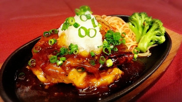 ランチメニュー 東京チキン 五反田桜小路 五反田 バル バール 食べログ