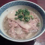 りょうりや 御旅屋 - 白ずいきと近江牛の葛煮