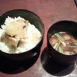 りょうりや 御旅屋 - 天然鰻の塩焼丼