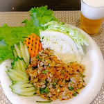 ミッタパップ タイレストラン - ラープ♪作ってもらいました。煎って砕いたお米とハーブがたっぷり入った本格派☆