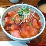 Taishuu Sakaba Takumi - ローストビーフ丼です、美味。