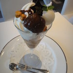 デルレイ カフェ＆ショコラティエ - マロンパルフェ★（期間限定）