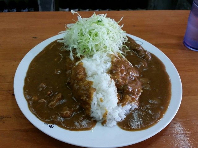 カレーと千切りキャベツはベストカップル By Kazs59 移転 中栄 ナカエイ 築地市場 カレーライス 食べログ