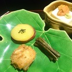 祇園迦陵 - 八寸　丸十レモン煮　ホワイトアスパラ豆腐　山蕗伽羅煮　海老真丈フライ